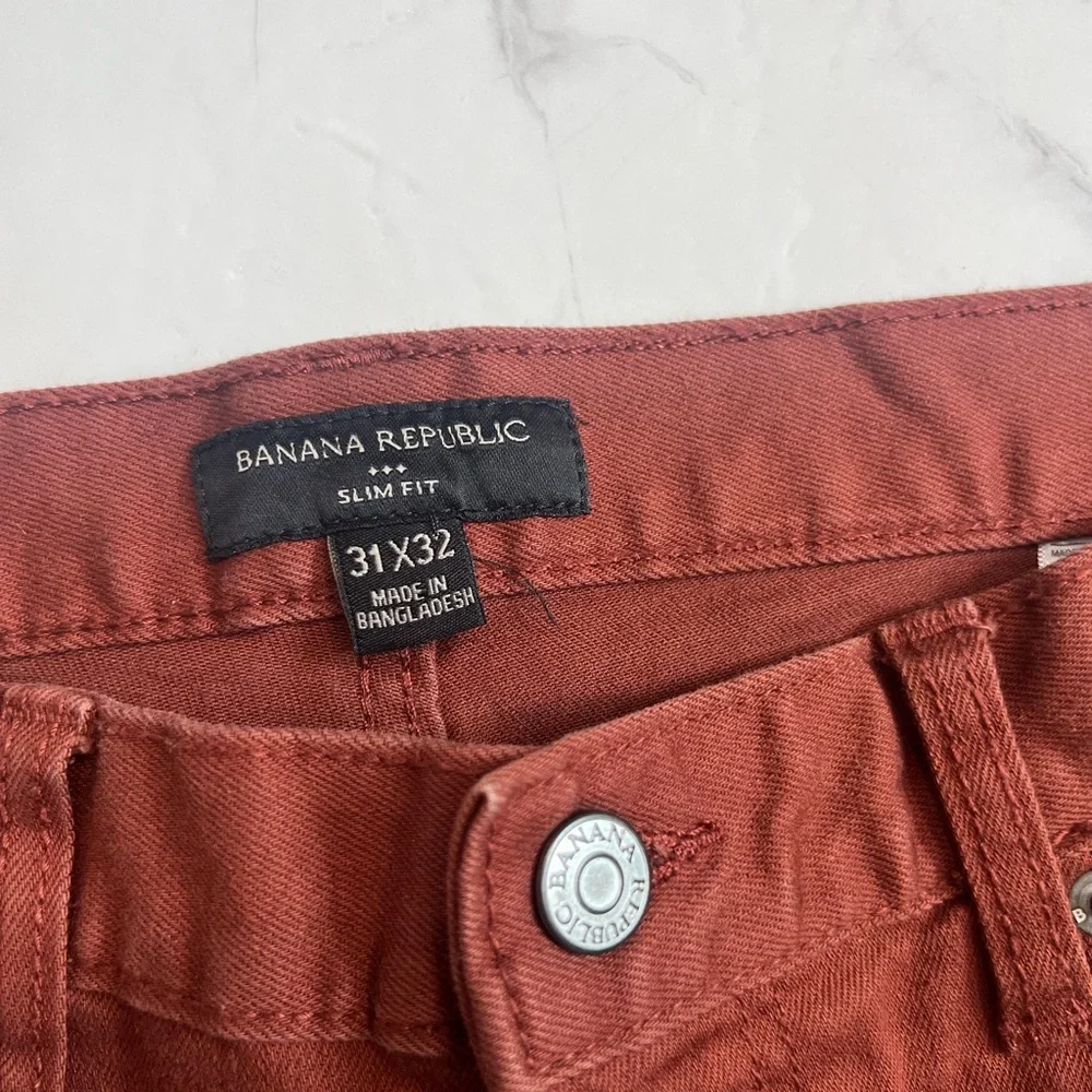 Banana Republic Men's Burgundy Chinos